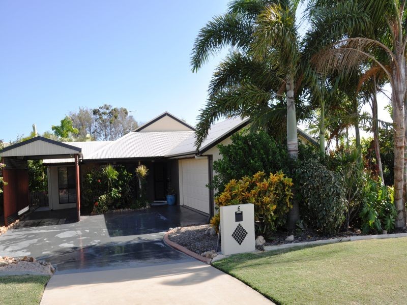 6 Tynwald Ave, Bowen QLD 4805