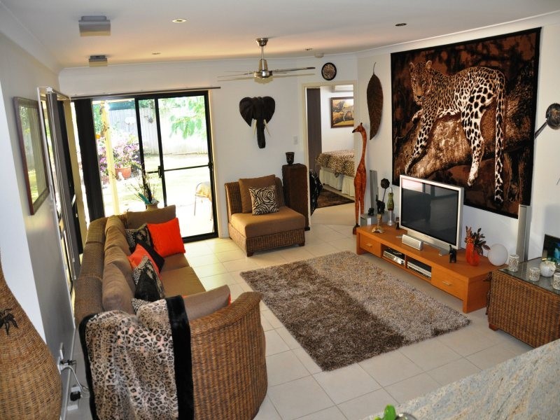 6 Tynwald Ave, Bowen QLD 4805