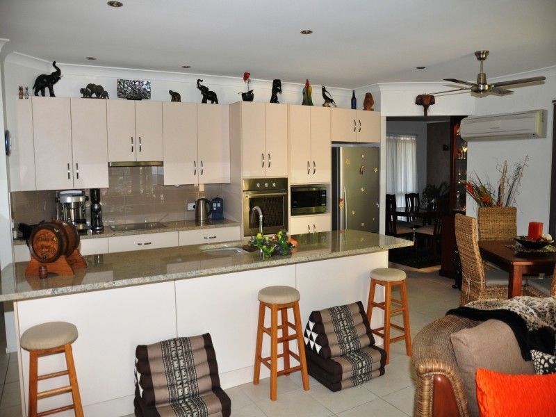 6 Tynwald Ave, Bowen QLD 4805