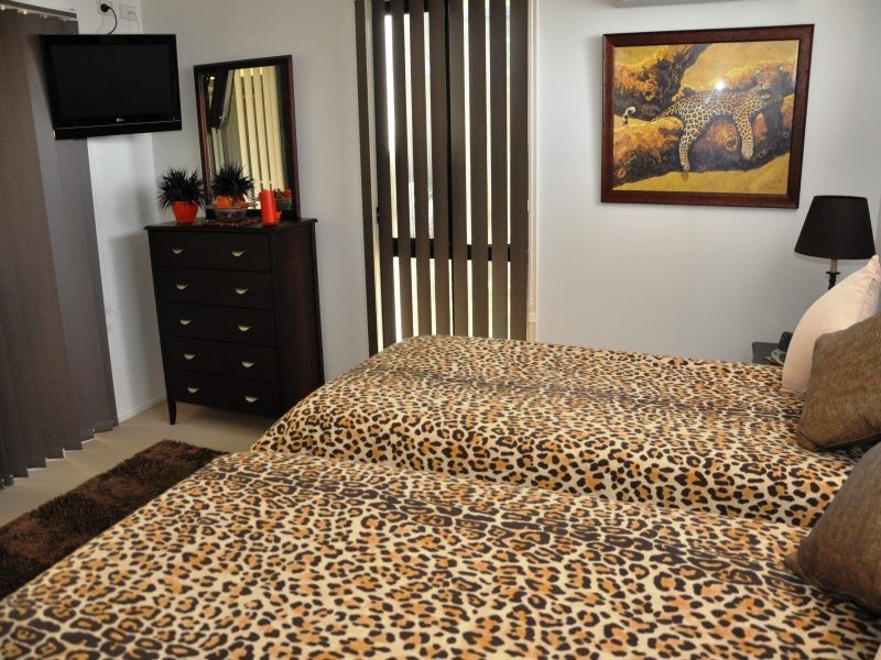 6 Tynwald Ave, Bowen QLD 4805