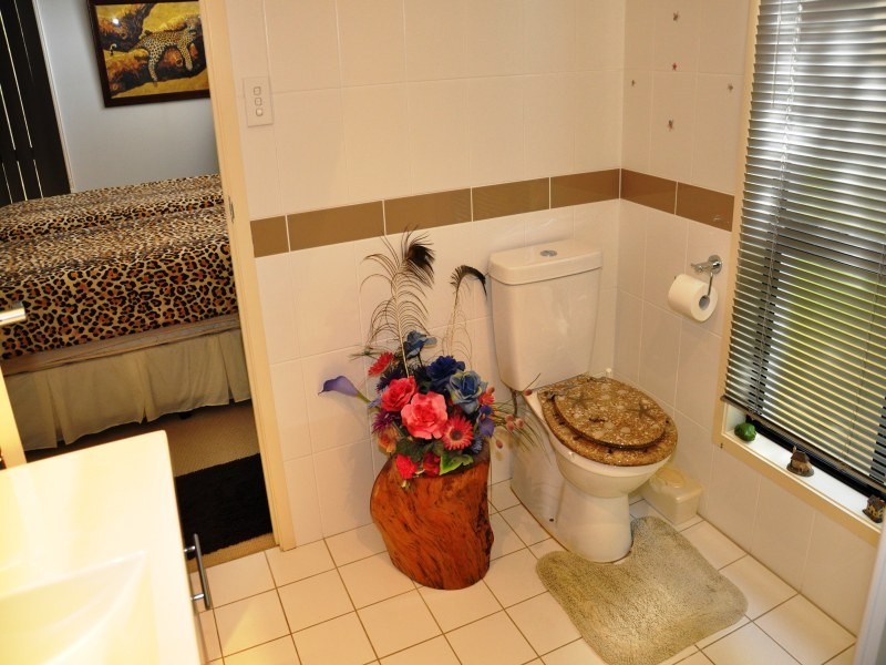 6 Tynwald Ave, Bowen QLD 4805