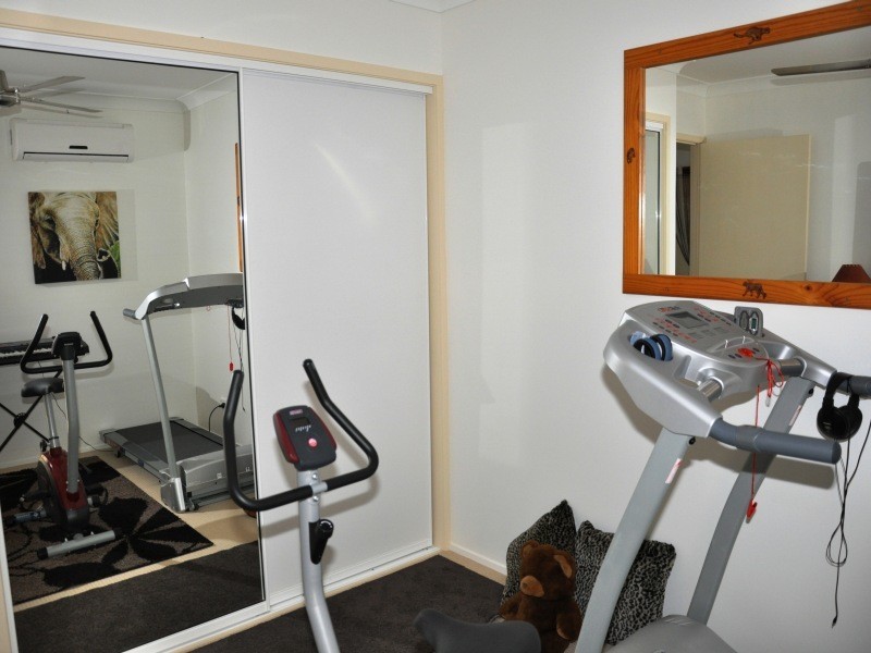 6 Tynwald Ave, Bowen QLD 4805