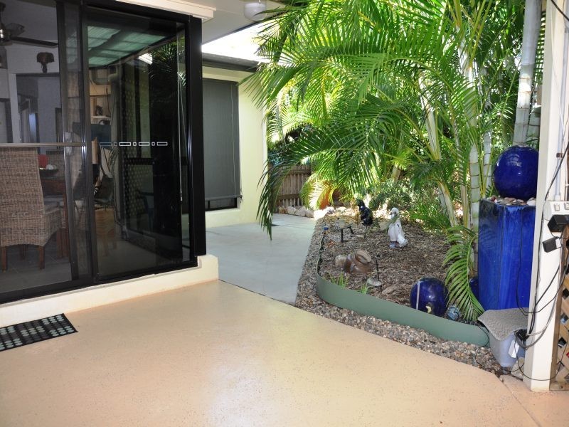 6 Tynwald Ave, Bowen QLD 4805