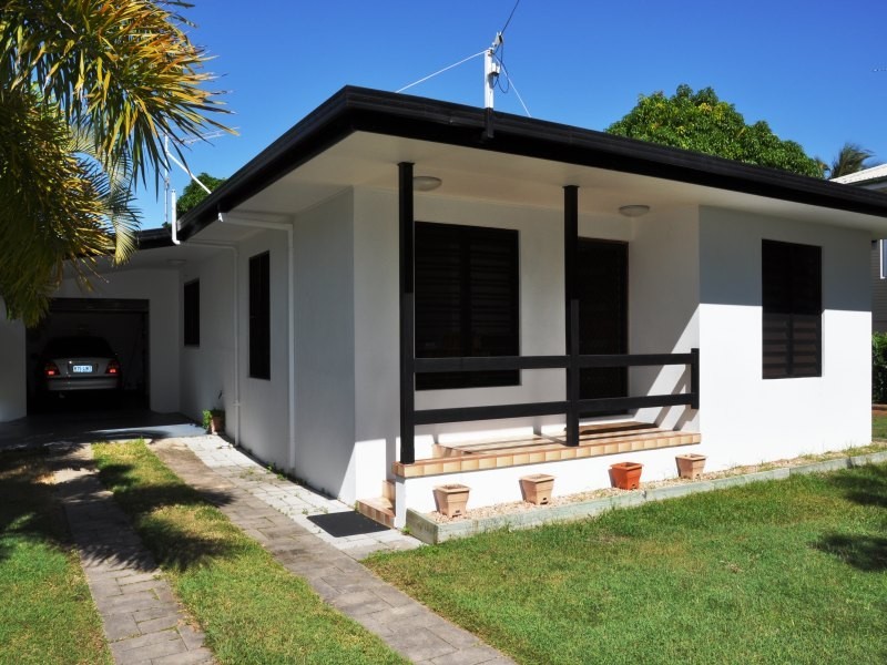 67 Golf Links Road, Bowen QLD 4805