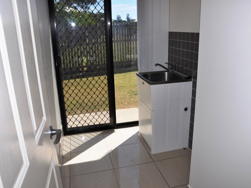 2/98A Williams Street, Bowen QLD 4805