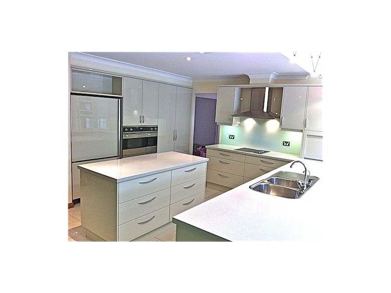 25 Glenrowan Ave, Kellyville NSW 2155