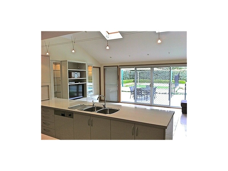 25 Glenrowan Ave, Kellyville NSW 2155