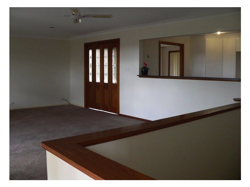 2 Darly Ave, Kanahooka NSW 2530