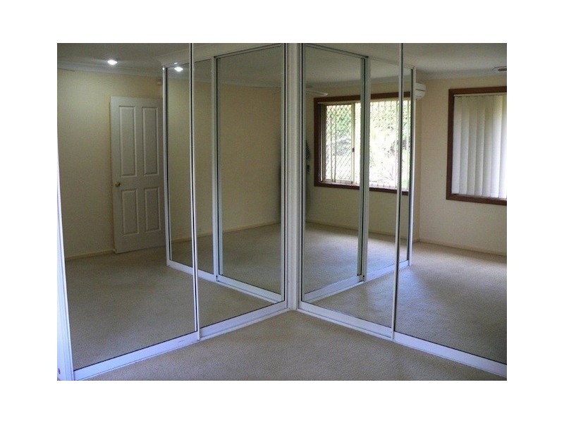 2 Darly Ave, Kanahooka NSW 2530