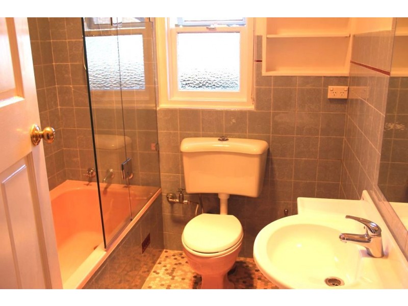 35 Clarke St, Earlwood NSW 2206