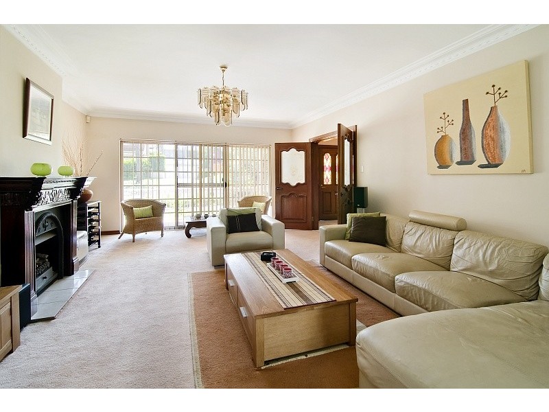 35A Marlborough Rd, Willoughby NSW 2068