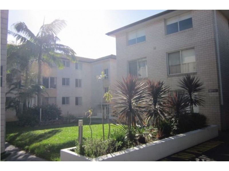 21/12 Ronald Avenue, Freshwater NSW 2096