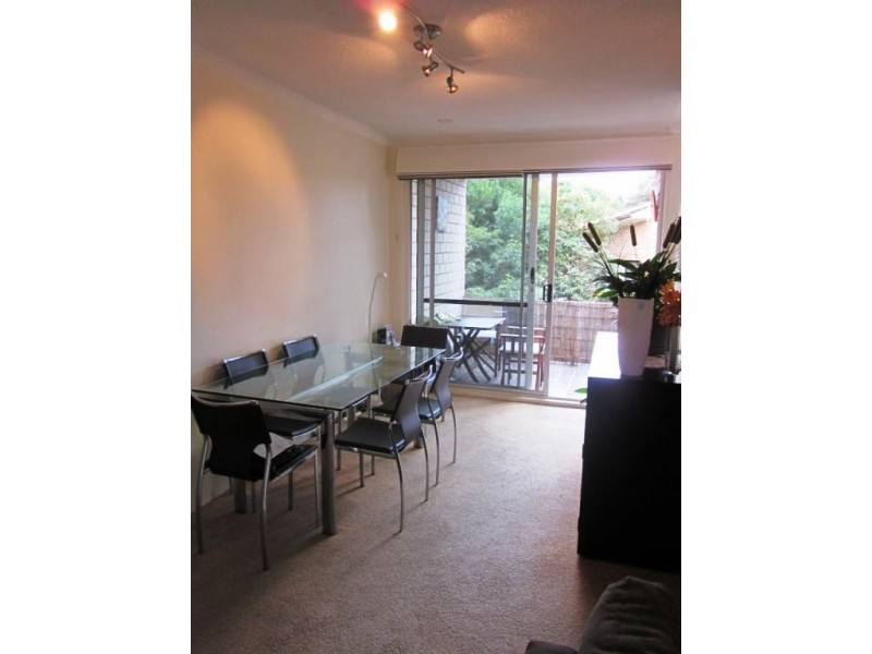 21/12 Ronald Avenue, Freshwater NSW 2096