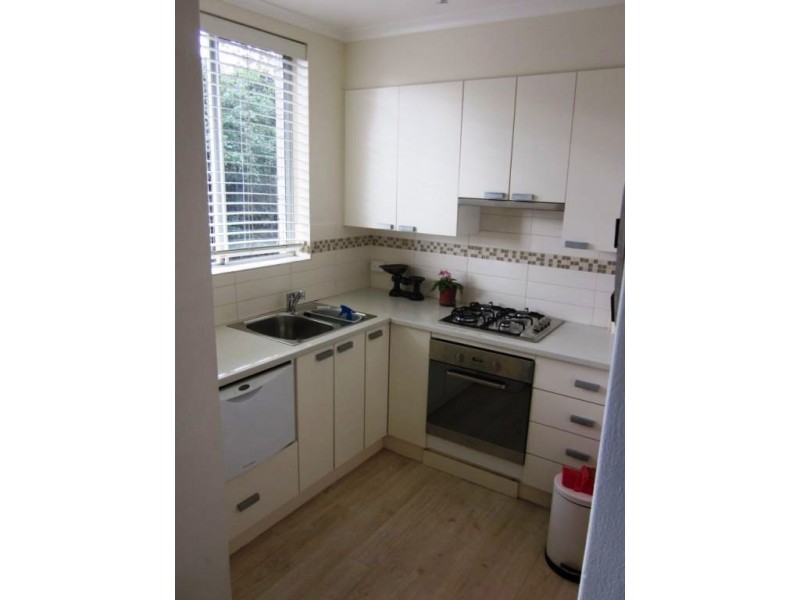 21/12 Ronald Avenue, Freshwater NSW 2096