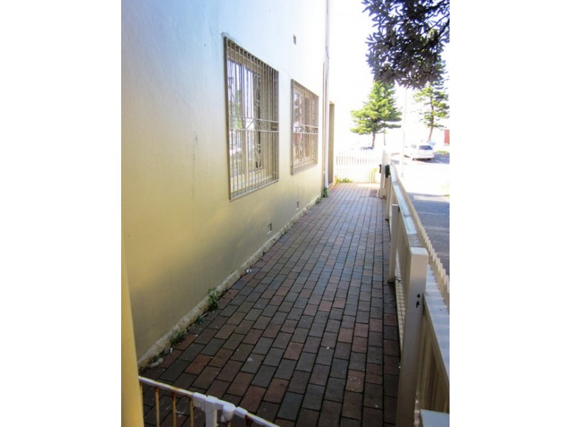 2/121 North Steyne, Manly NSW 2095