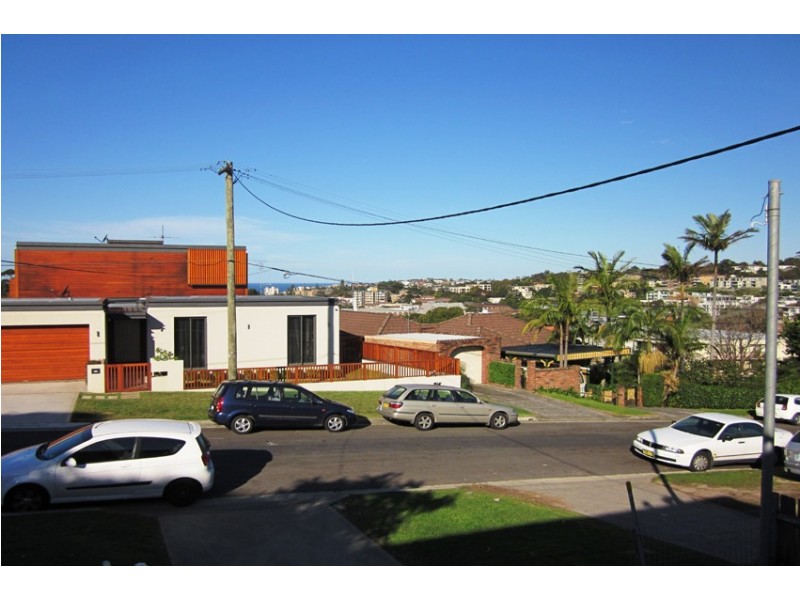 1/6 Hogart Street, Dee Why NSW 2099