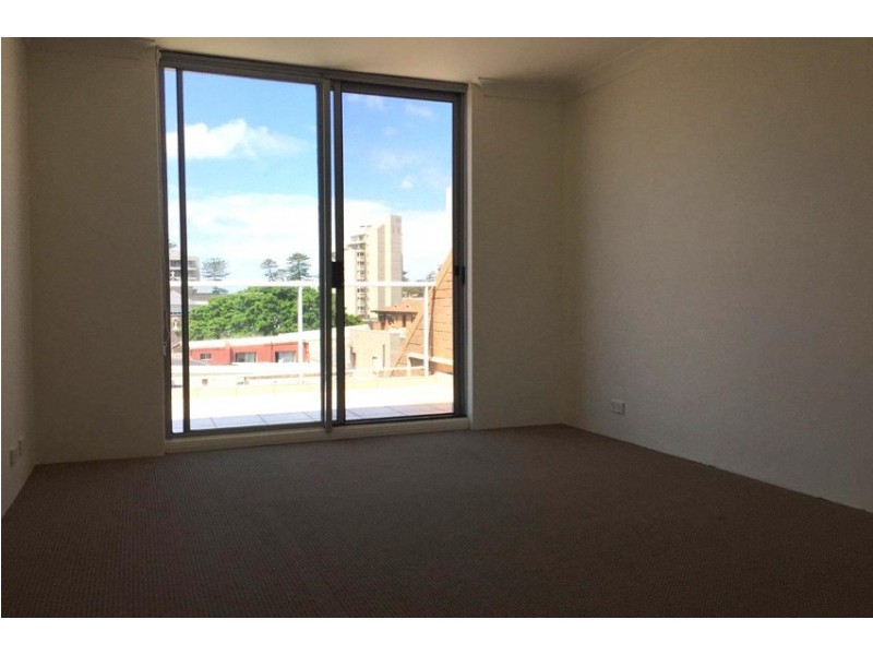 19/7-9 PIttwater Road, Manly NSW 2095