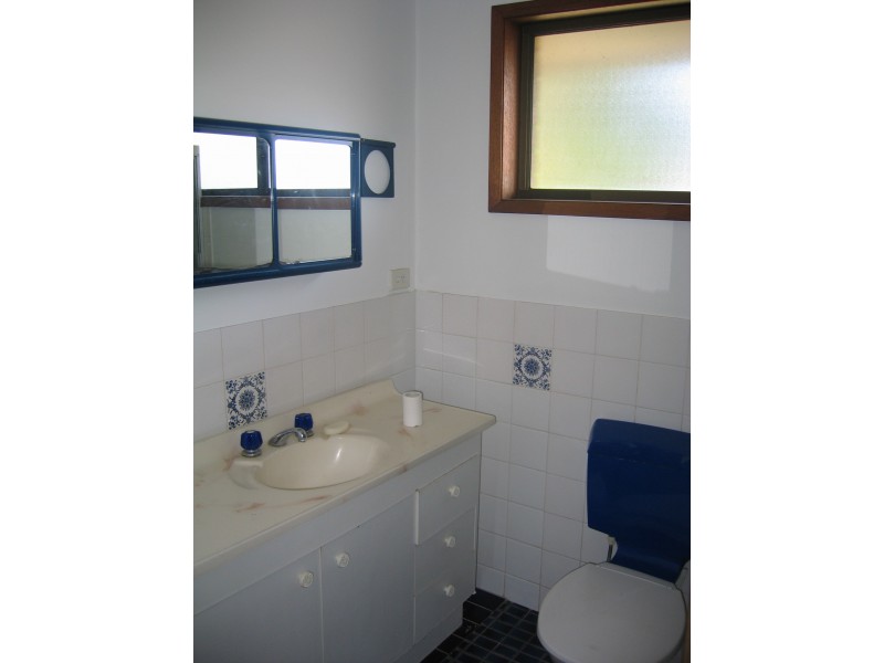 2/51 Coniston Street, Wheeler Heights NSW 2097