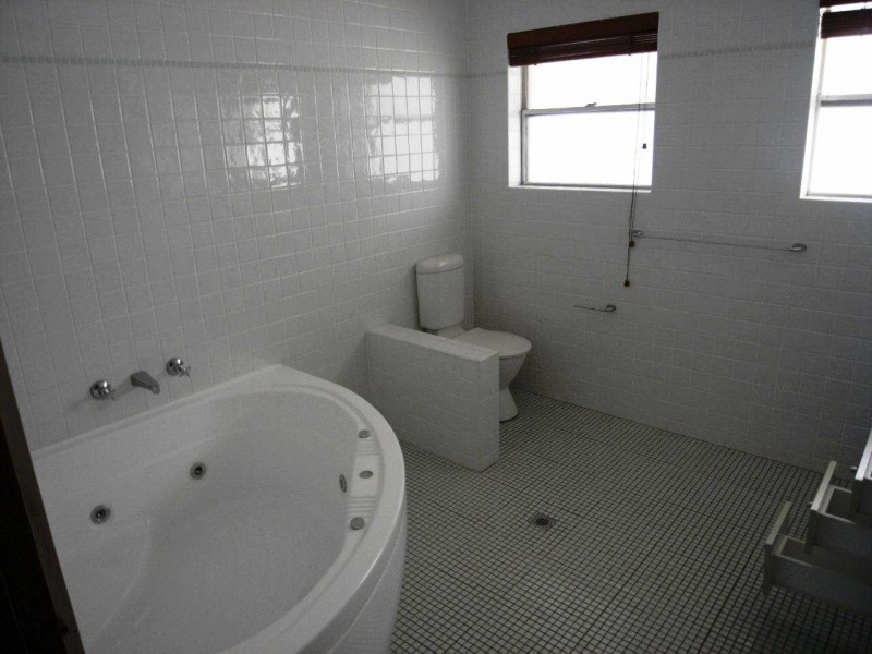 18 The Strand, Dee Why NSW 2099