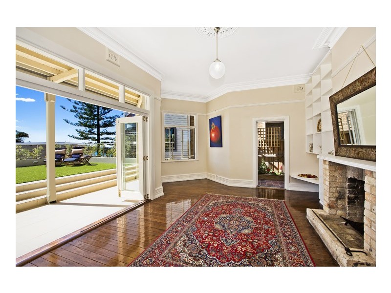 6 Augusta Road, Manly NSW 2095