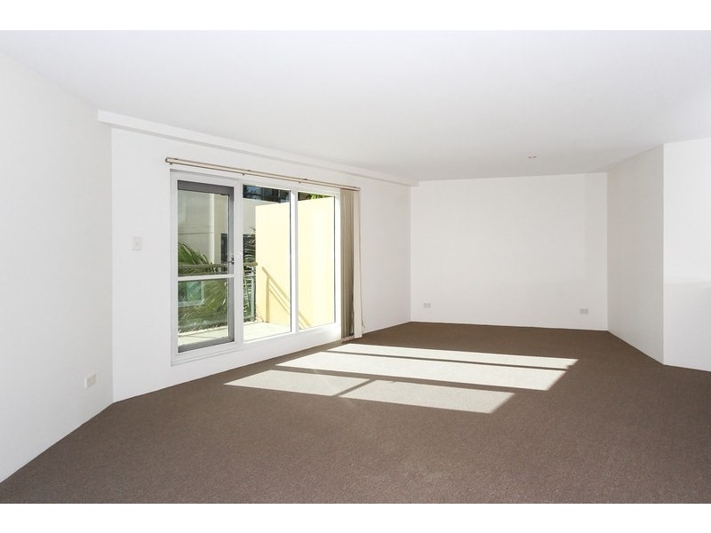 202/637 Pittwater Road, Dee Why NSW 2099