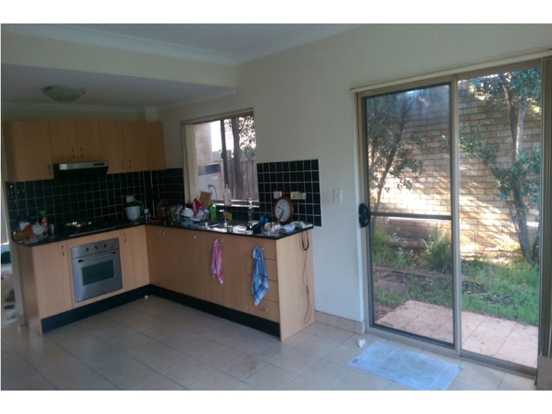 8/34-36 Henry Street, Guildford NSW 2161