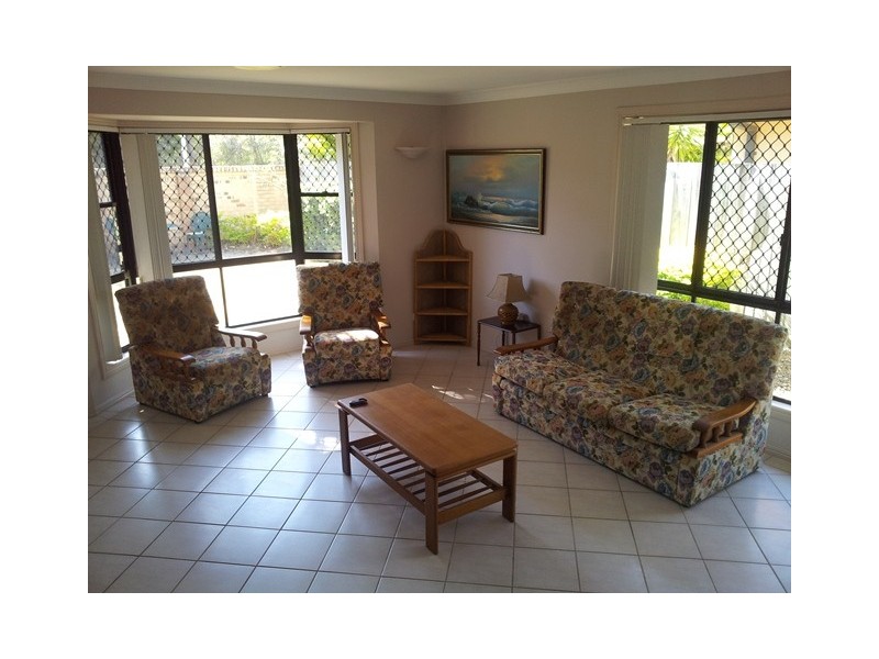 1/260 Oxley Drive, Coombabah QLD 4216