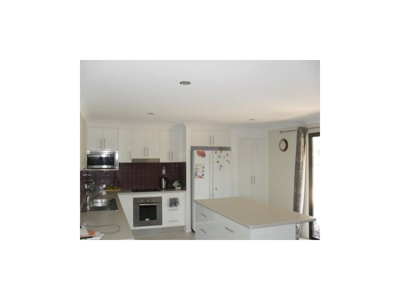 1 Gillespie Street, Moura QLD 4718