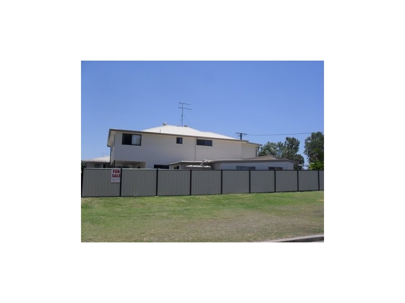 1 Gillespie Street, Moura QLD 4718