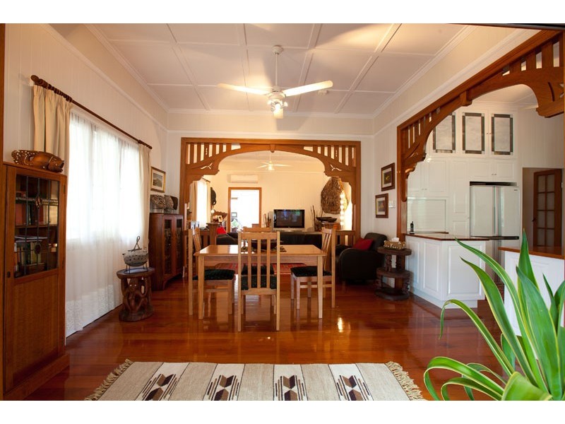 323 Lake Street, Cairns North QLD 4870