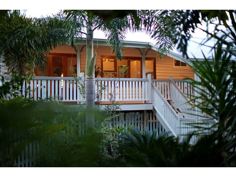 323 Lake Street, Cairns North QLD 4870