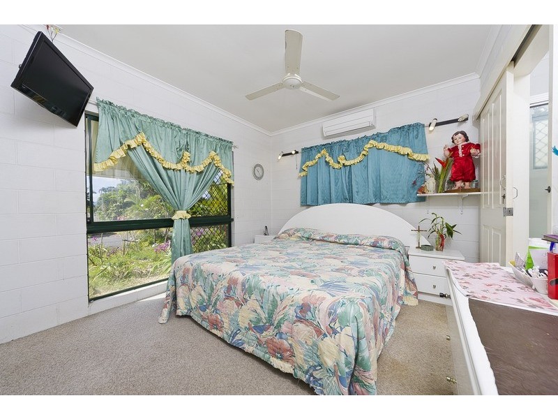 37 Hay Street, Mount Sheridan QLD 4868