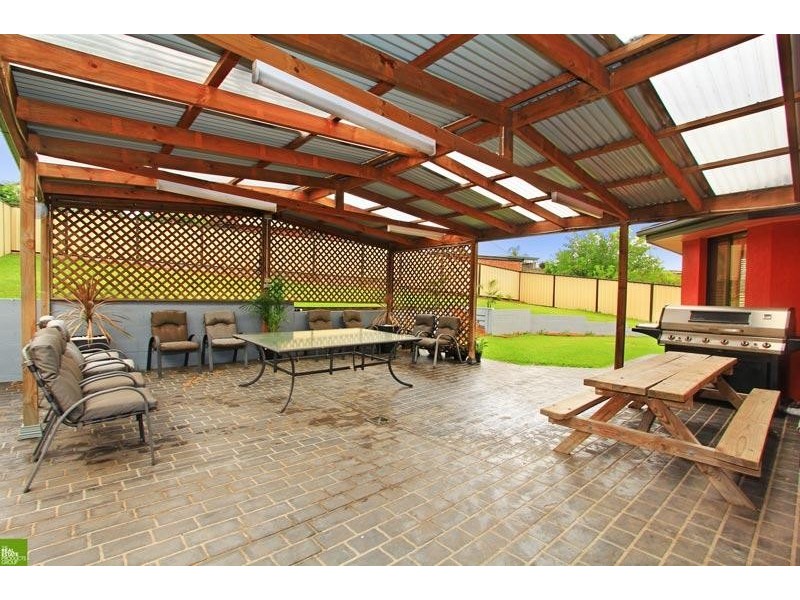 47 Whimbrel Avenue, Lake Heights NSW 2502