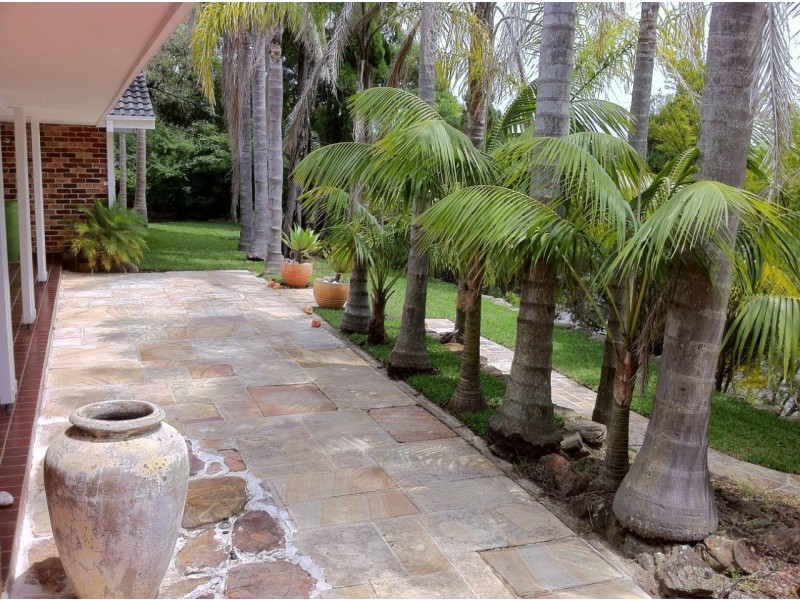 16 Brallas Avenue, St Ives NSW 2075