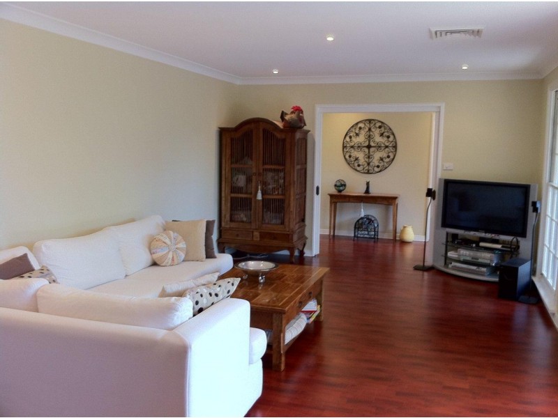 16 Brallas Avenue, St Ives NSW 2075