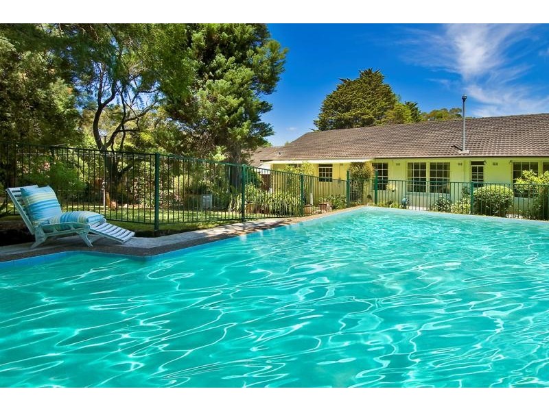 36 Shinfield Avenue, St Ives NSW 2075