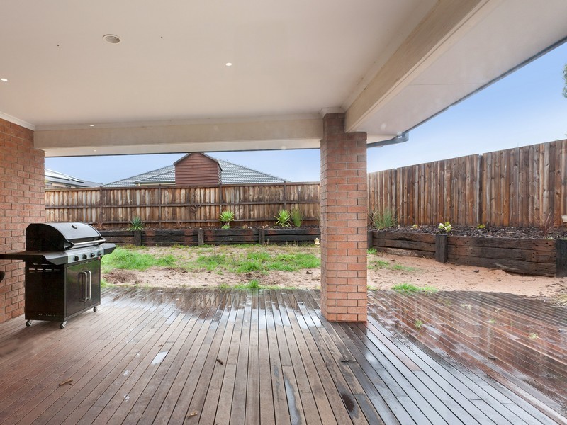 49 Peninsula Sands Boulevard, Rosebud VIC 3939