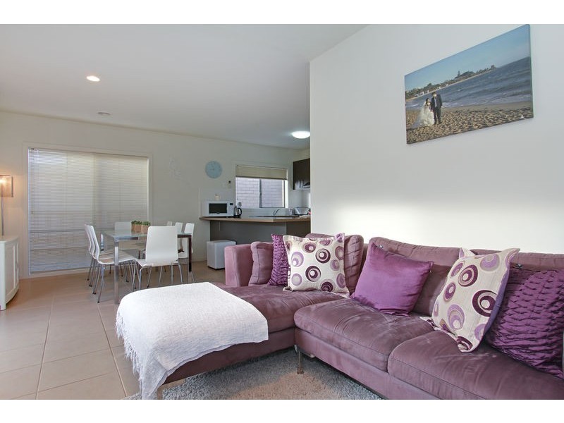 9/110 Bungower Road, Mornington VIC 3931