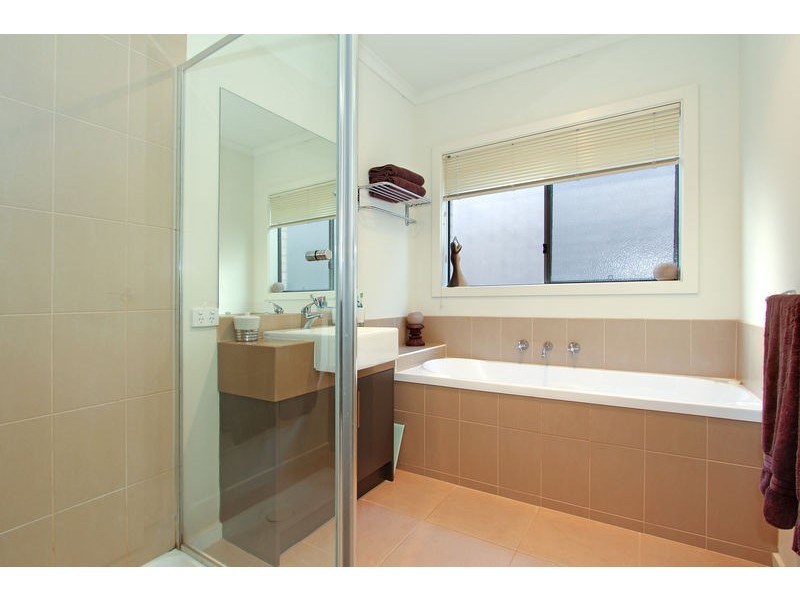 9/110 Bungower Road, Mornington VIC 3931