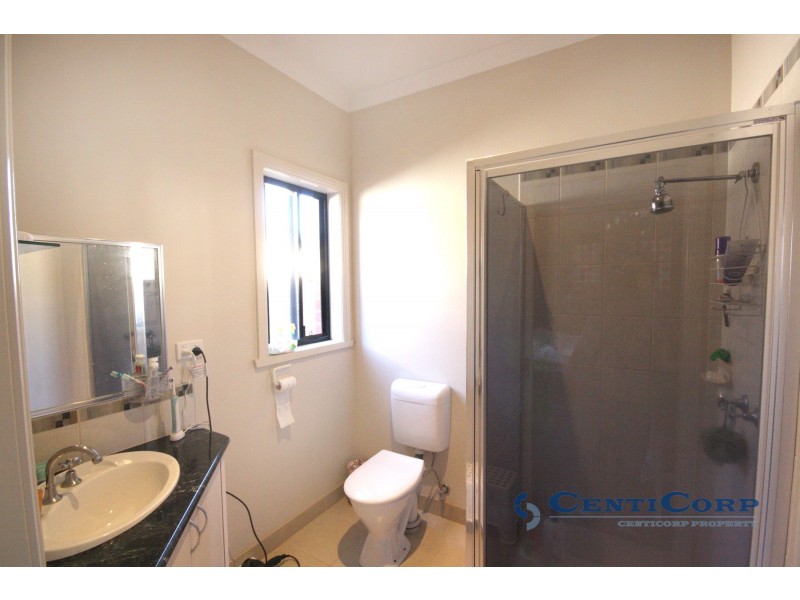 11 Broadway, Caroline Springs VIC 3023