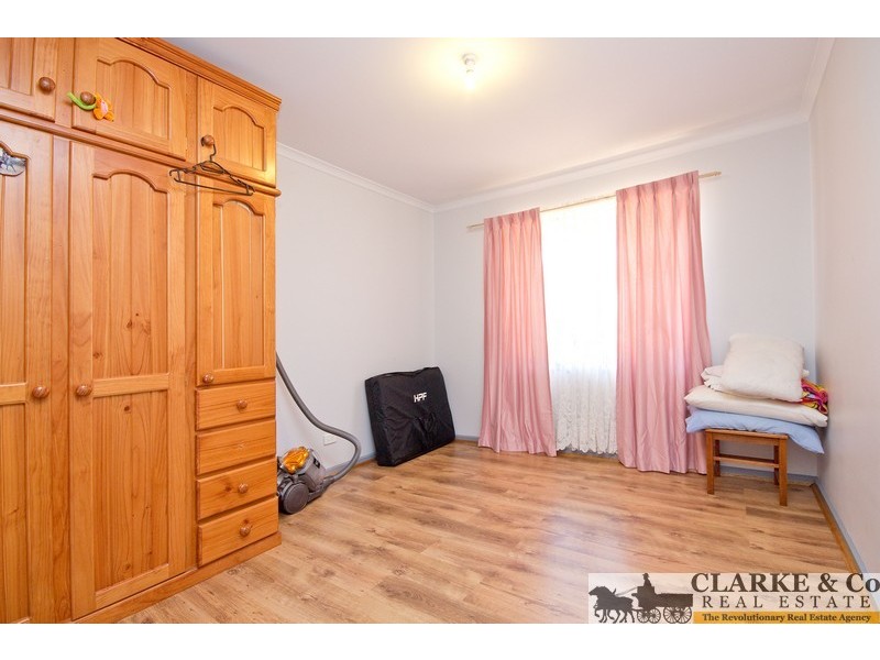 15 Saxon Street, Smithfield Plains SA 5114