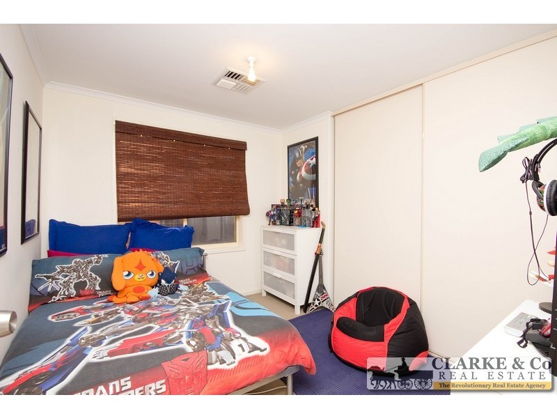 11 Valiant Road, Munno Para West SA 5115