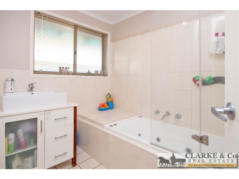 10 Harvest Court, Andrews Farm SA 5114