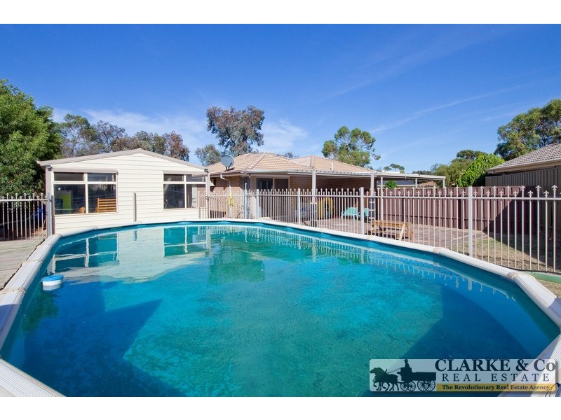 10 Harvest Court, Andrews Farm SA 5114