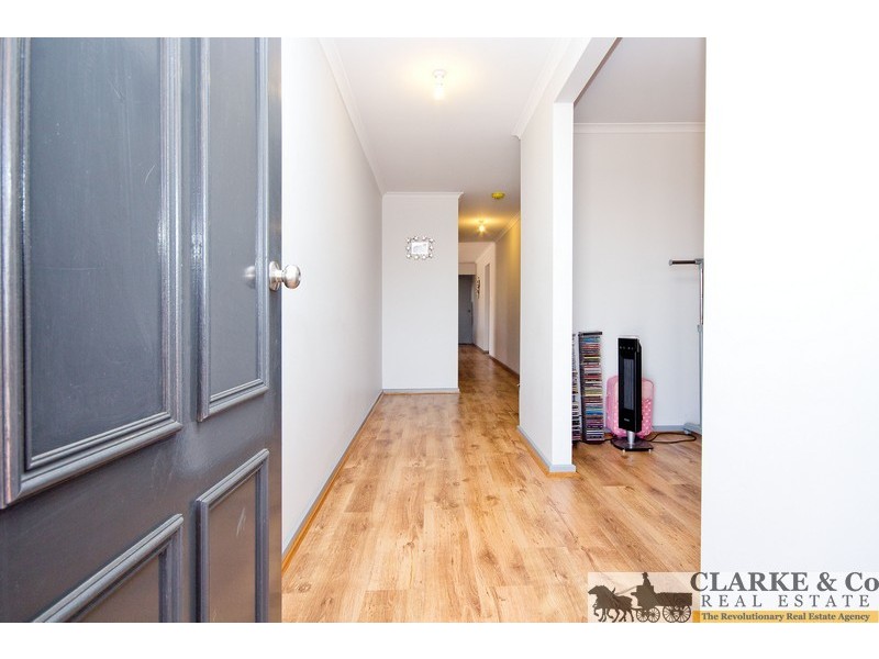 15 Saxon Street, Smithfield Plains SA 5114