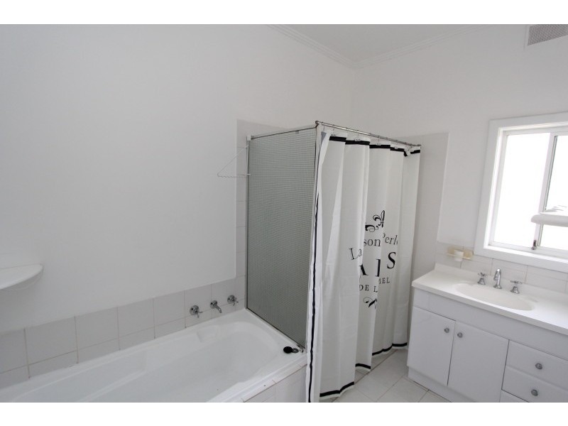 43 Peacock Road, Elizabeth Downs SA 5113