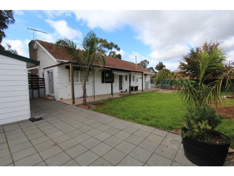 43 Peacock Road, Elizabeth Downs SA 5113