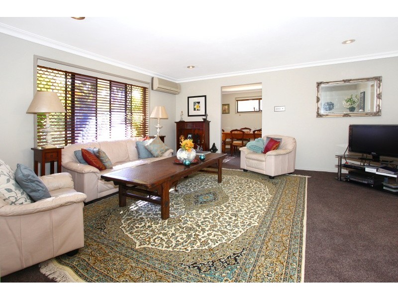 42 Cocos Cres, Broadbeach Waters QLD 4218