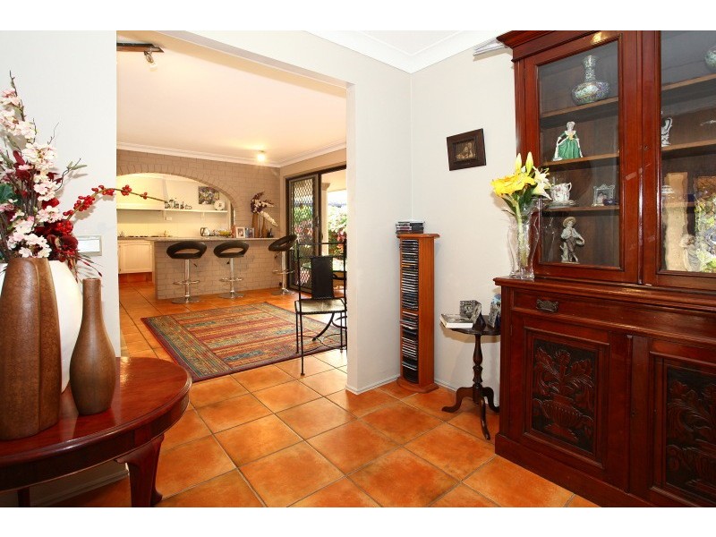 42 Cocos Cres, Broadbeach Waters QLD 4218