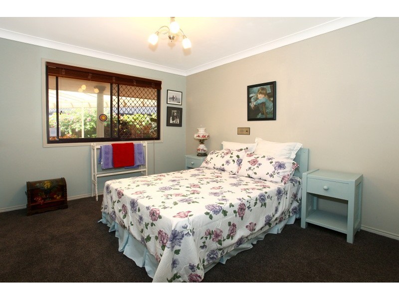 42 Cocos Cres, Broadbeach Waters QLD 4218